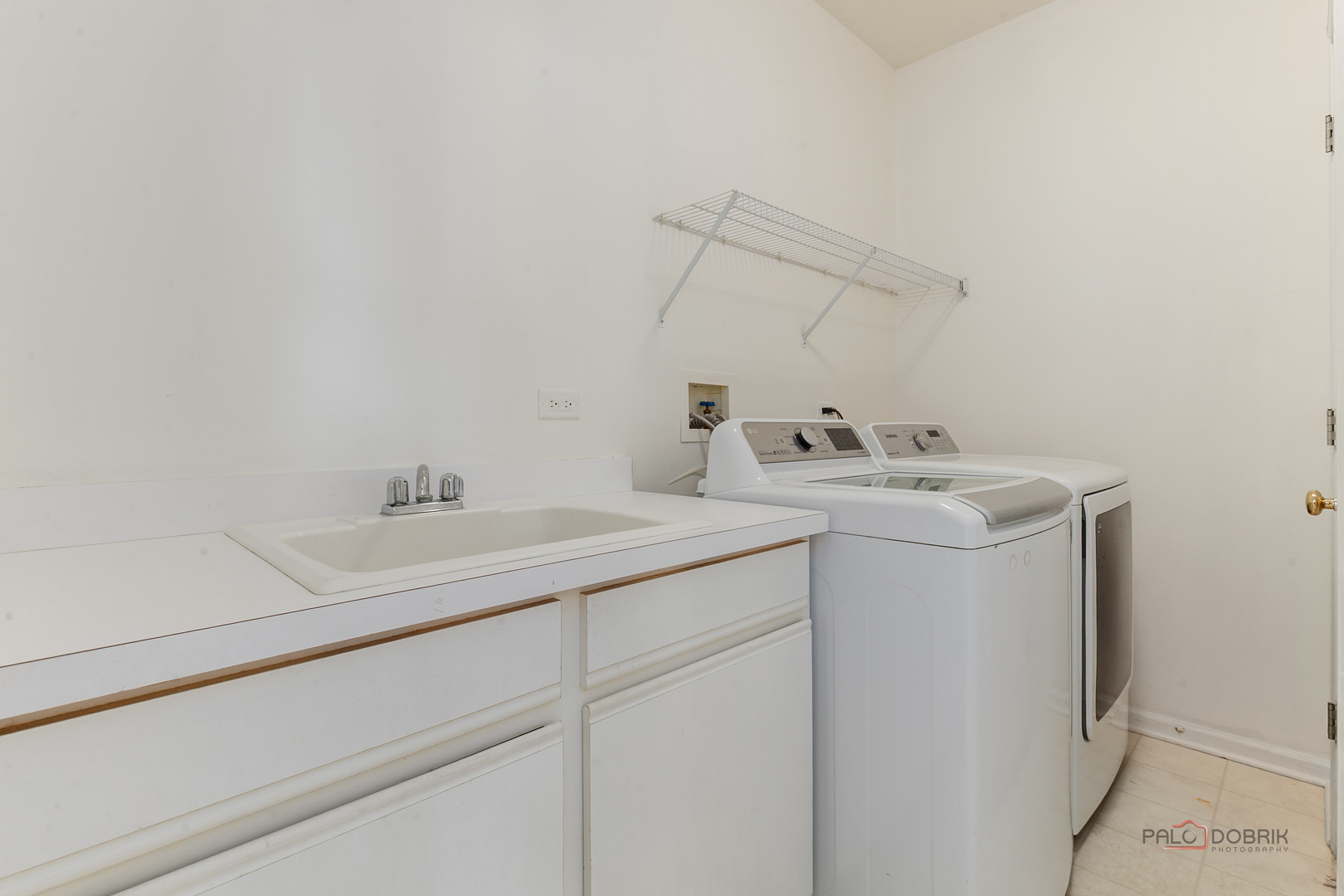 Vernon Hills, IL 60061