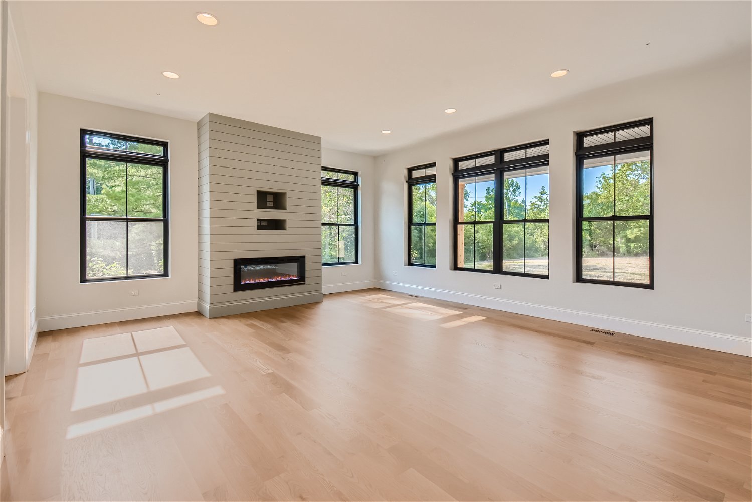 8 Alexandra Drive, Mettawa, IL 60048