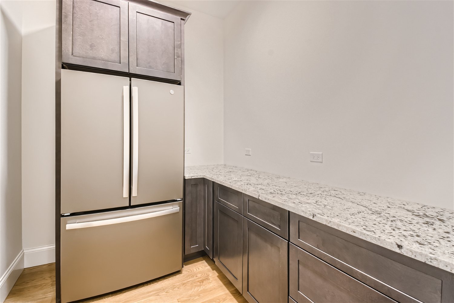 8 Alexandra Drive, Mettawa, IL 60048