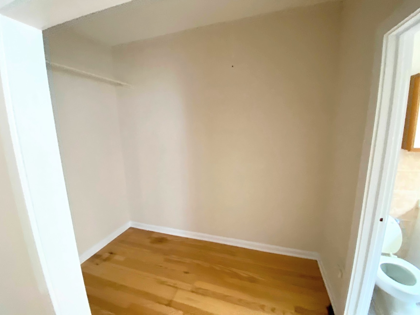 839 W Sheridan Road #205, Chicago, IL 60613