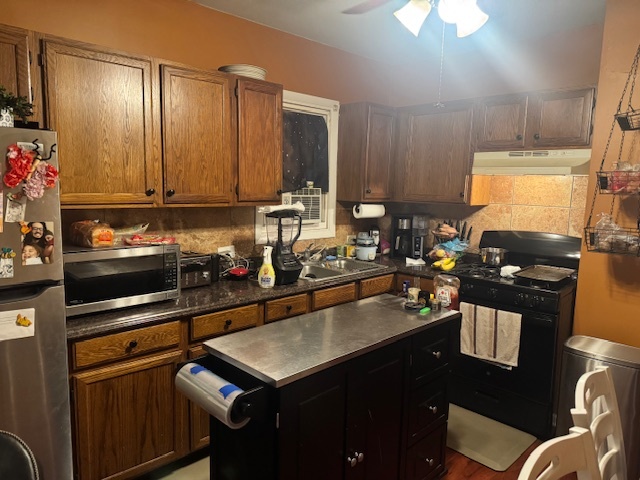 7120 W Highland Avenue, Chicago, IL 60631