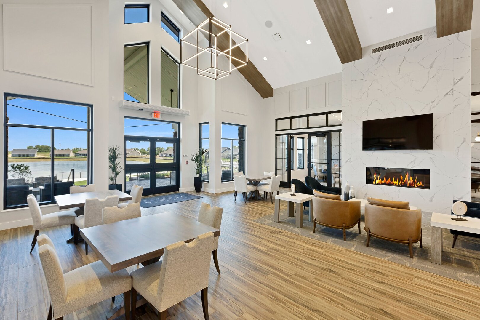 3256 Oak Creek Lane, Aurora, IL 60503