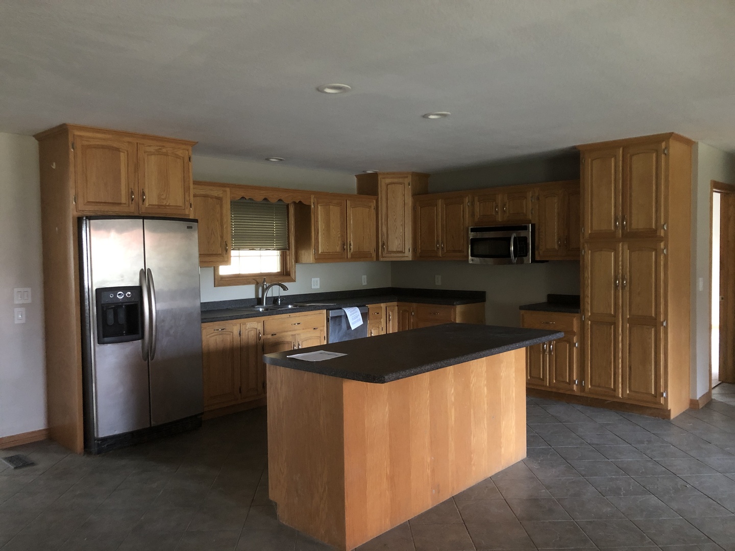 101 E Third Street, Dewitt, IL 61735