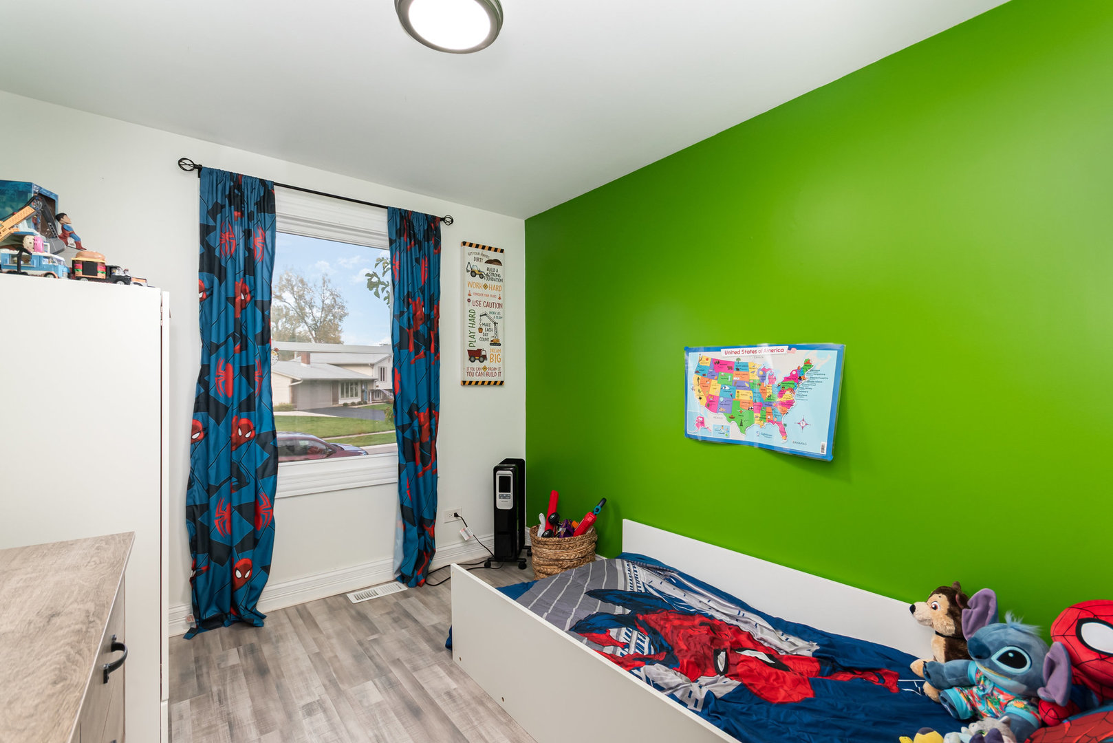 8177 Northway Drive, Hanover Park, IL 60133