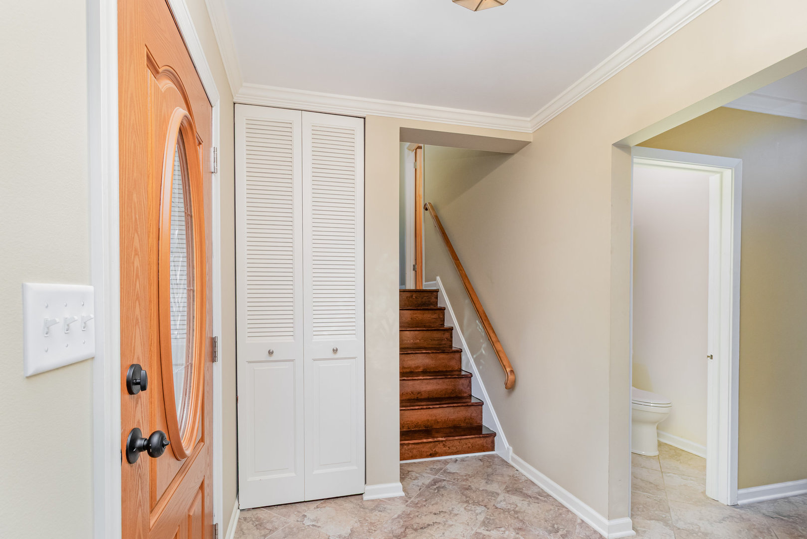 160 E Forest Lane, Palatine, IL 60067