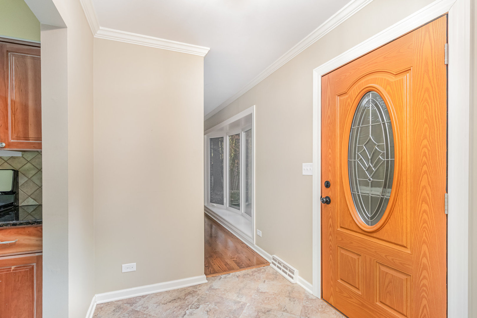 160 E Forest Lane, Palatine, IL 60067