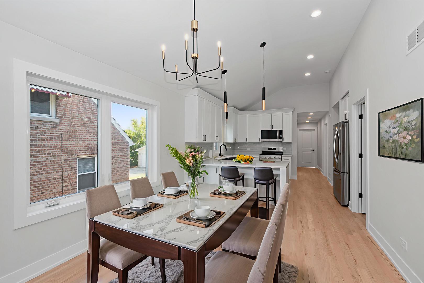 7311 W 58th Street, Summit, IL 60501