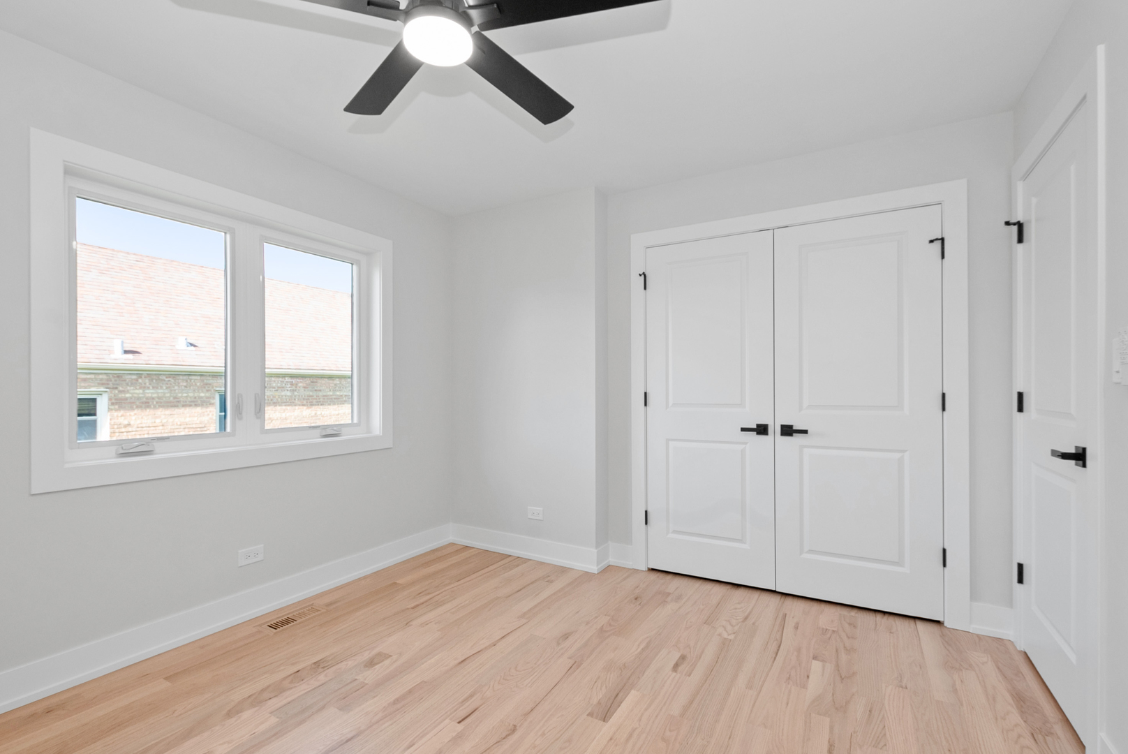 7311 W 58th Street, Summit, IL 60501