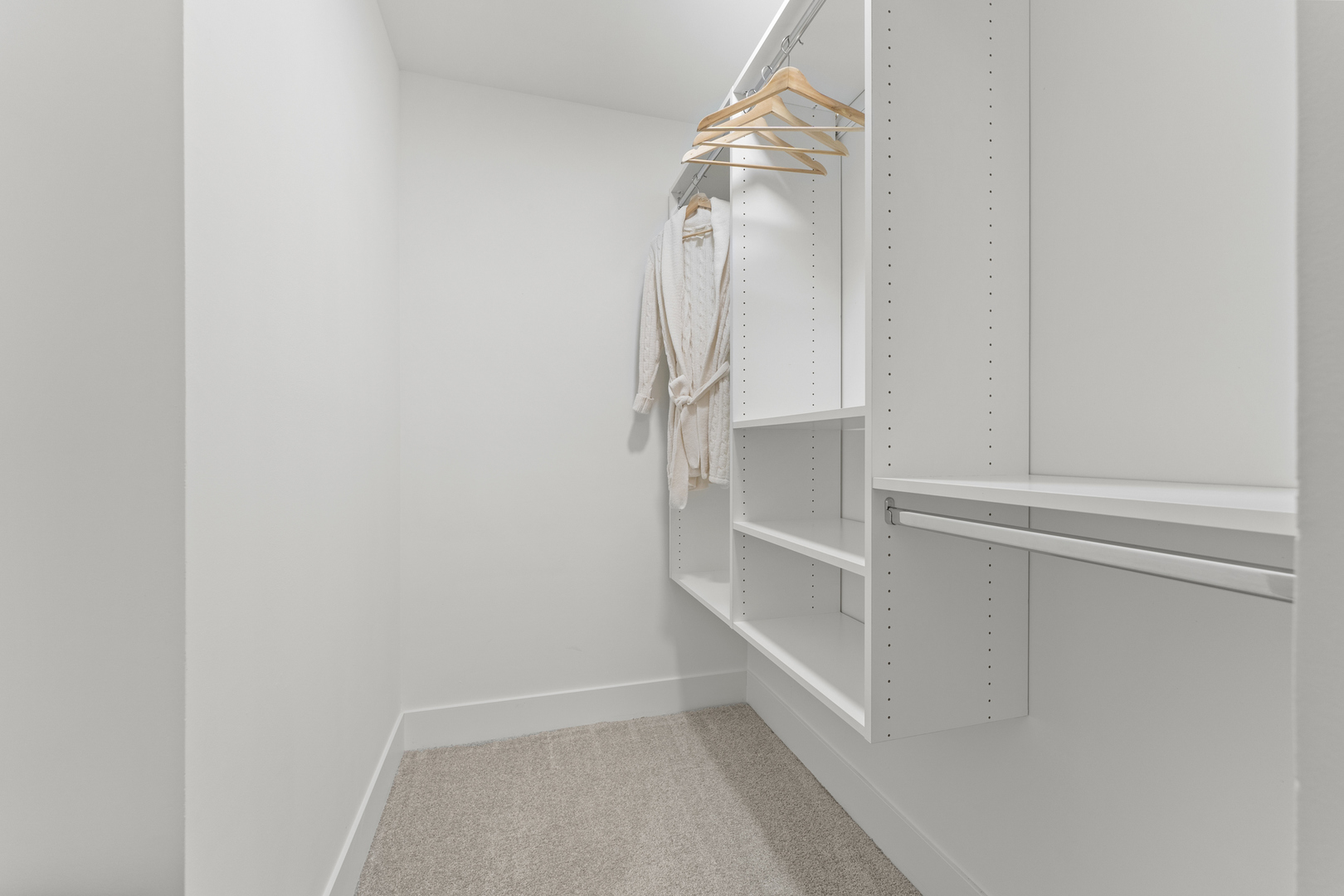 813 E Carriage Lane #5, Palatine, IL 60074