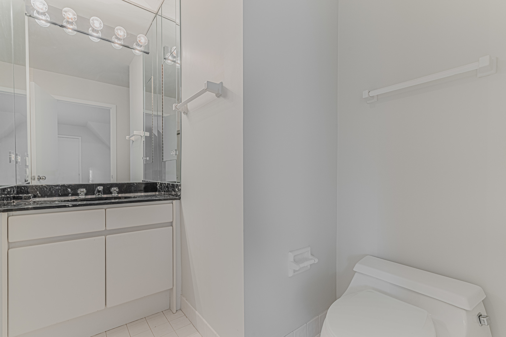 513 Rivershire Place, Lincolnshire, IL 60069