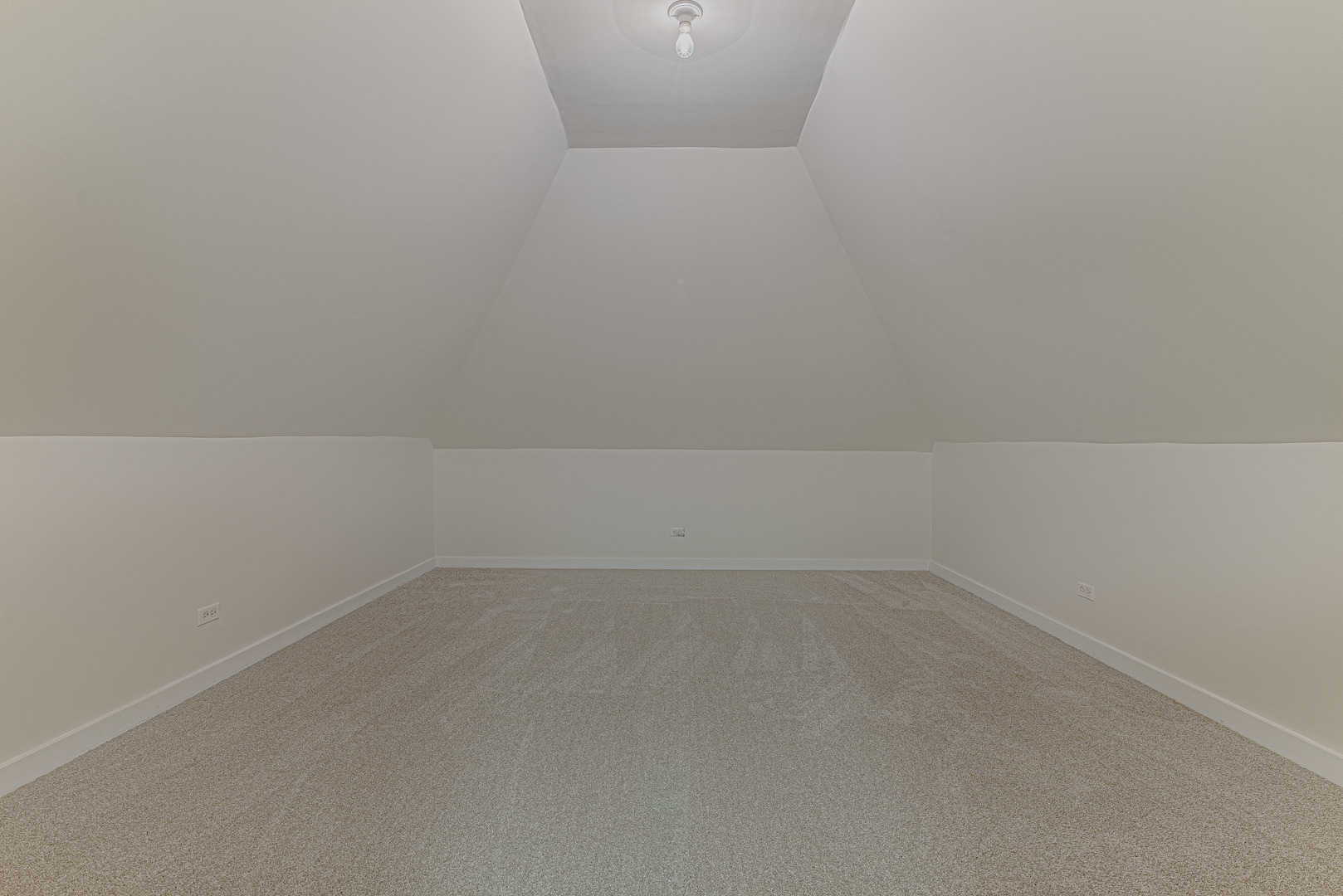 513 Rivershire Place, Lincolnshire, IL 60069