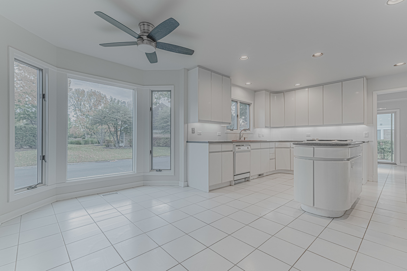 513 Rivershire Place, Lincolnshire, IL 60069