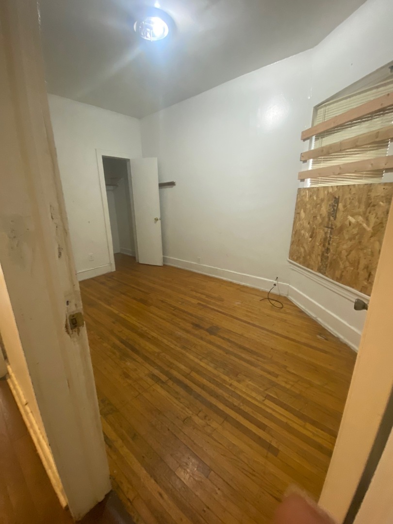 3907 W Monroe Street, Chicago, IL 60624