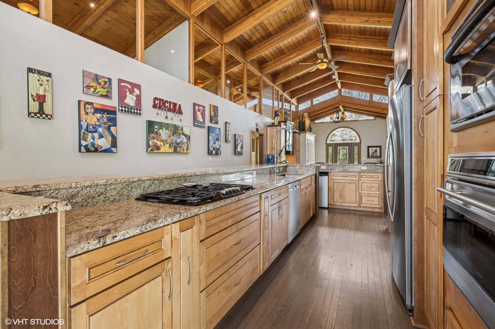 184 A River Road, Lake Barrington, IL 60010