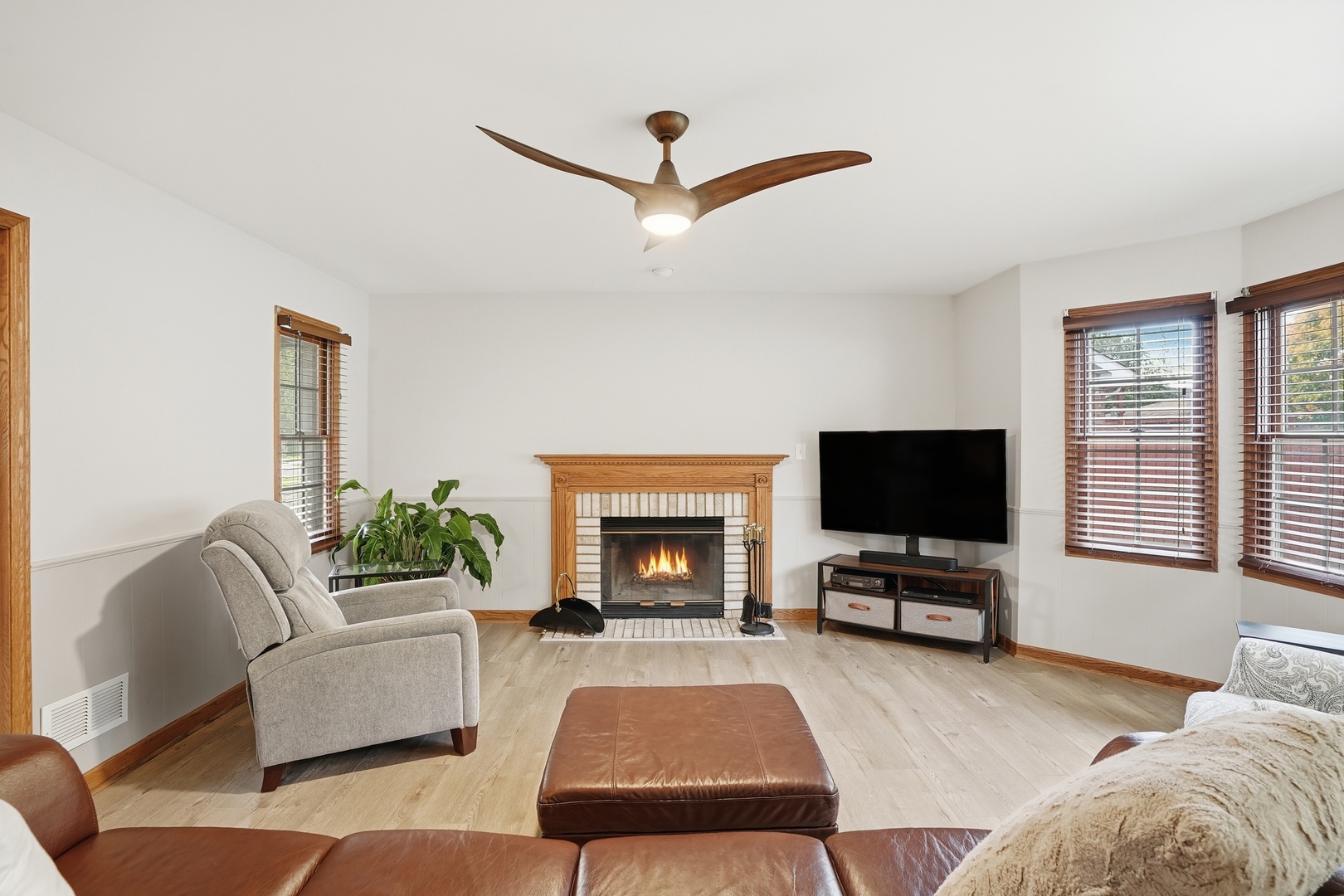 18328 Country Lane, Lansing, IL 60438