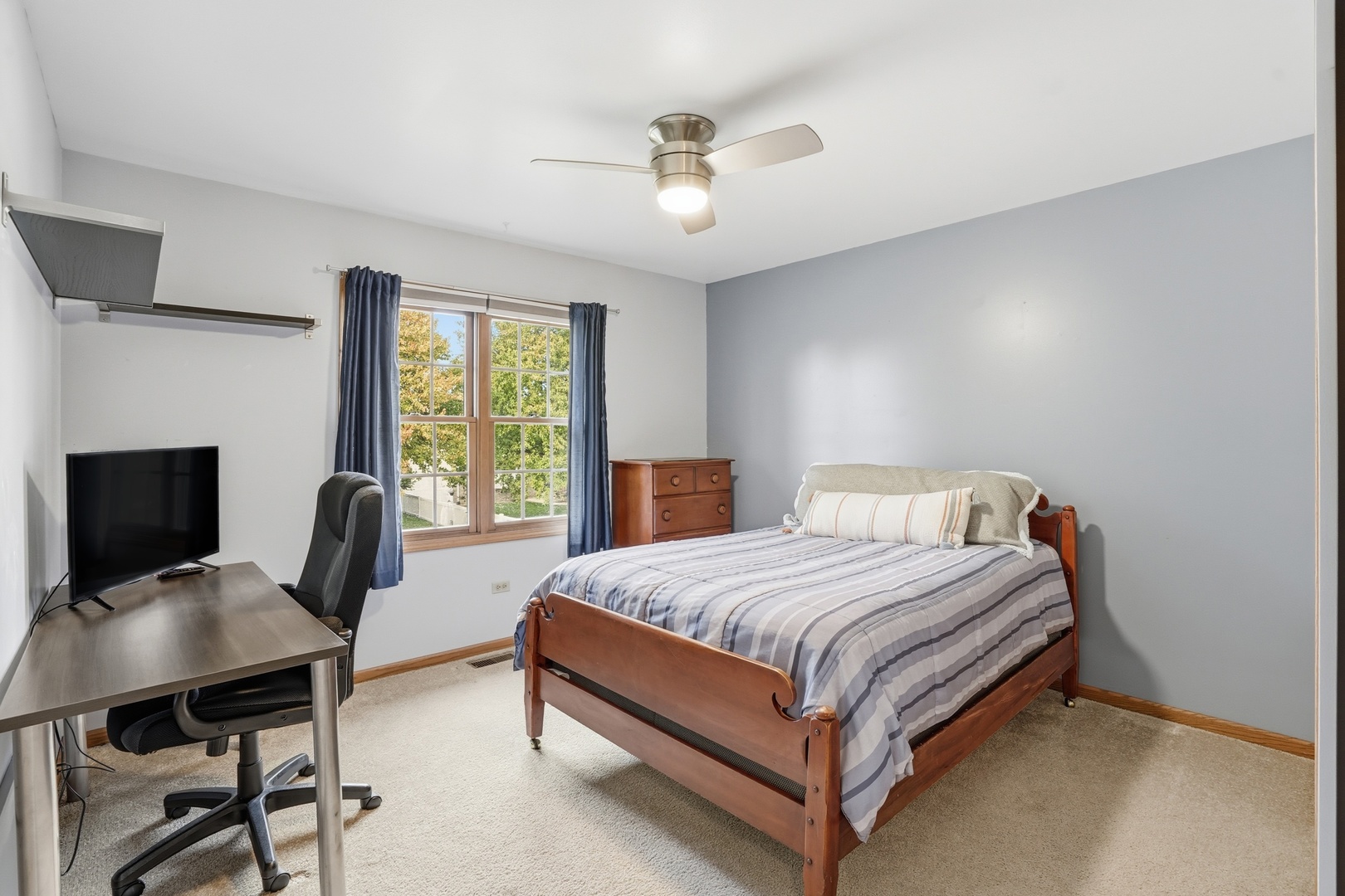 18328 Country Lane, Lansing, IL 60438