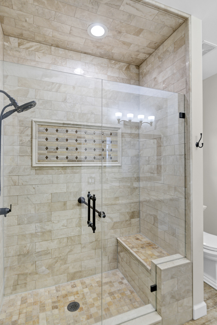 2660 Harnish Drive, Algonquin, IL 60102