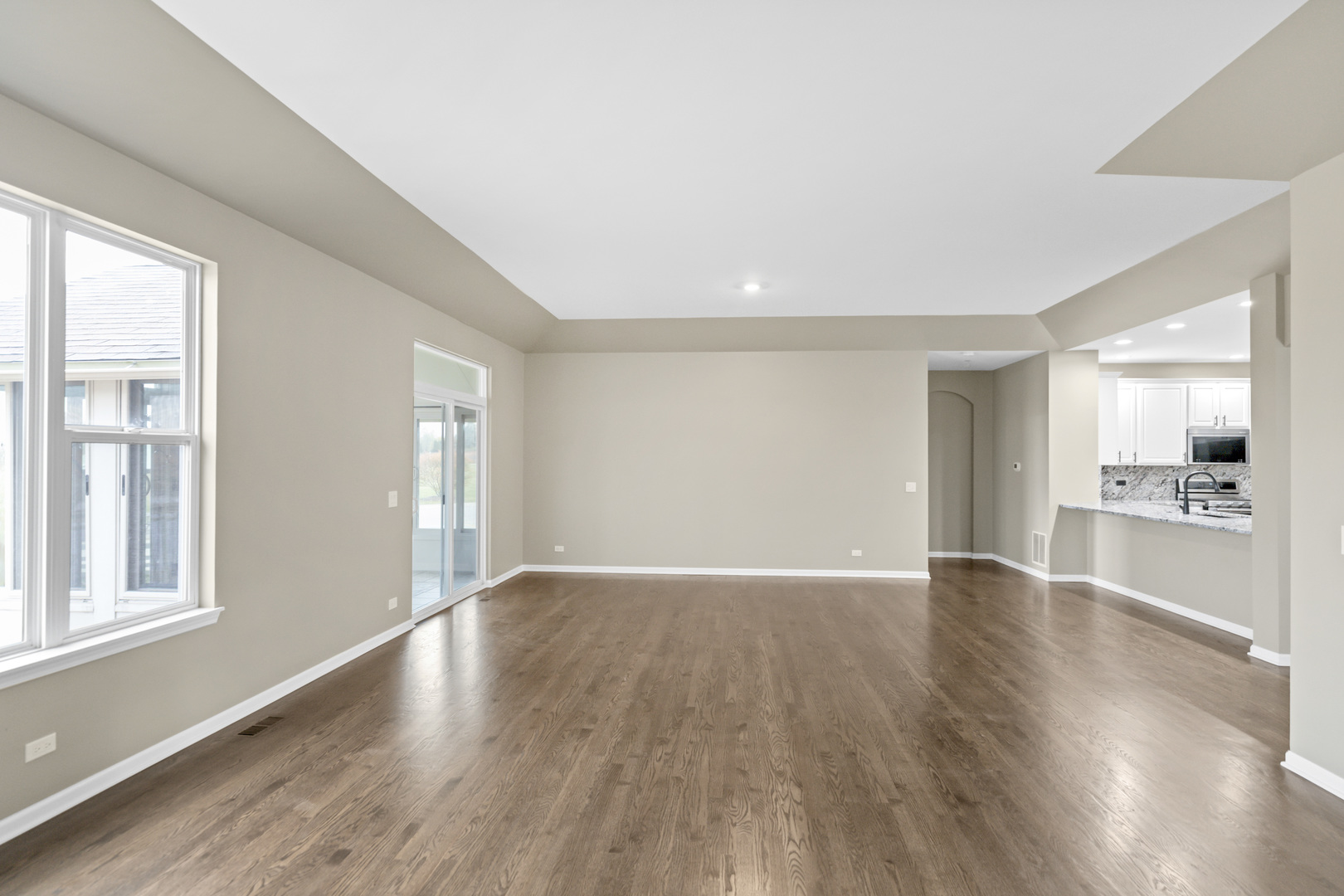 2660 Harnish Drive, Algonquin, IL 60102