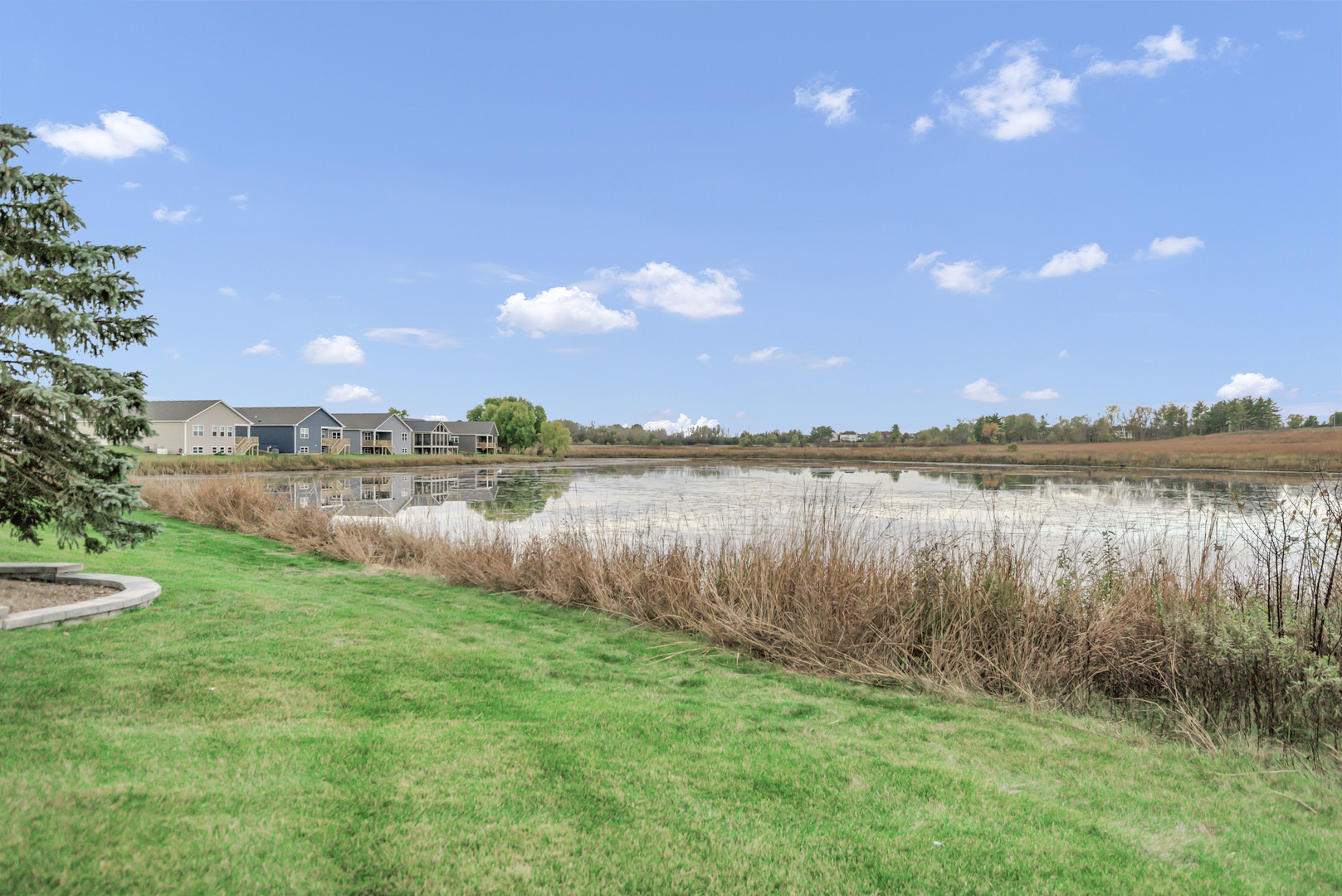 2660 Harnish Drive, Algonquin, IL 60102