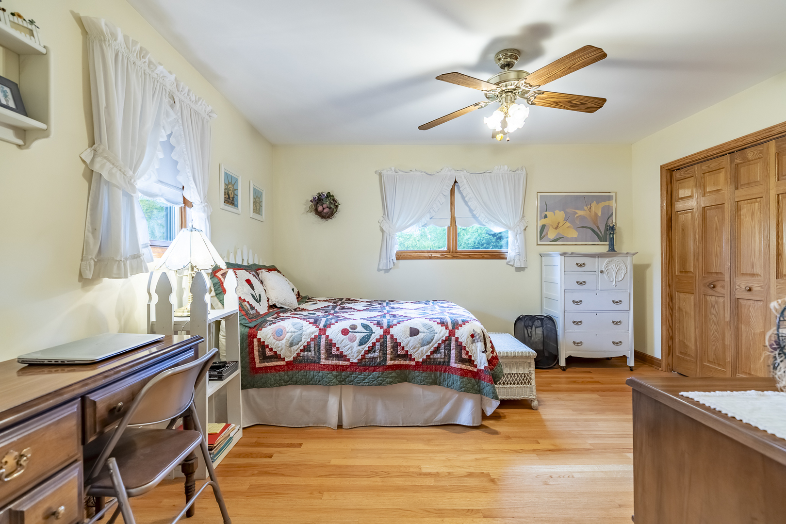 18622 Burnham Avenue, Lansing, IL 60438