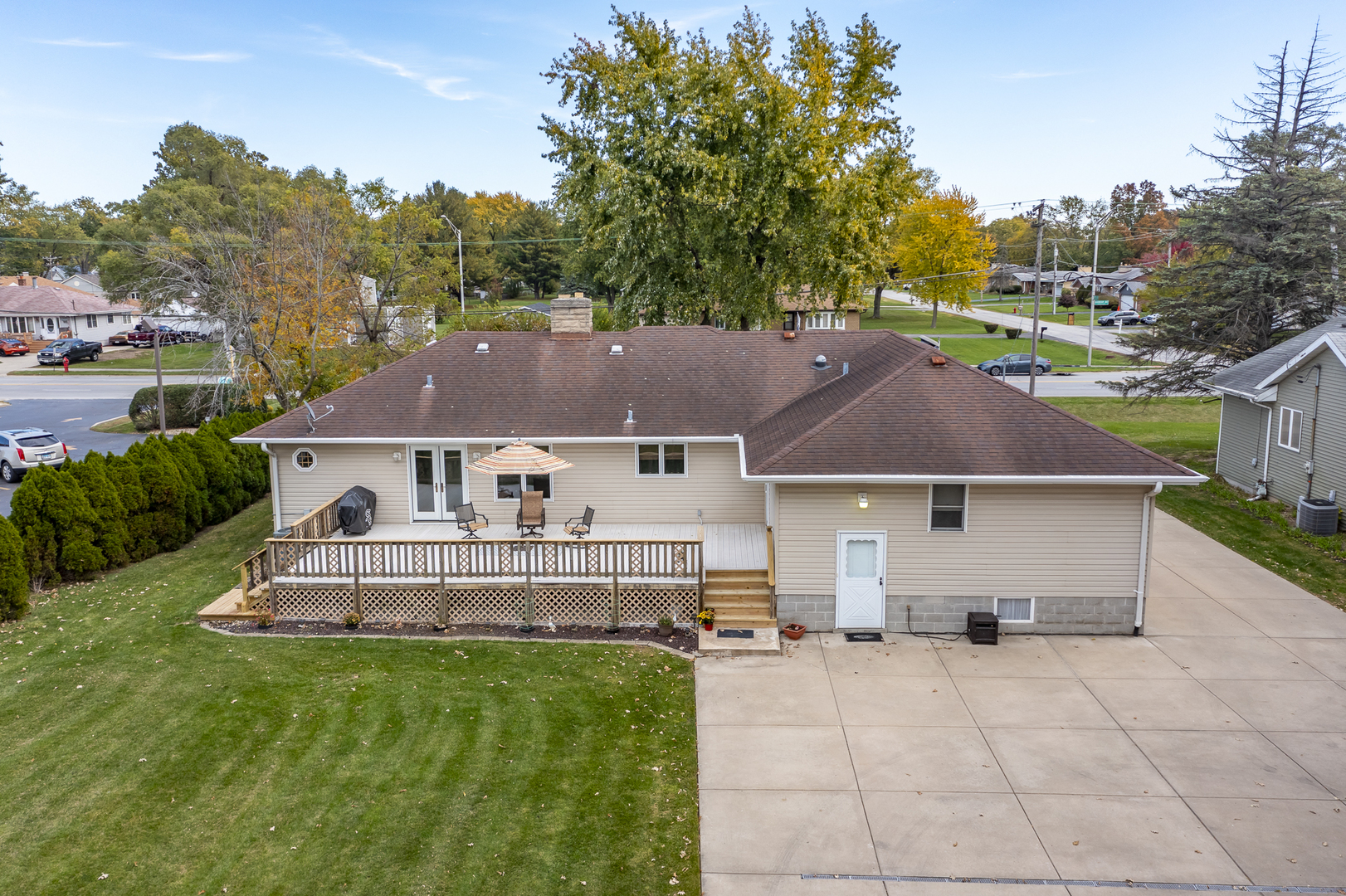 18622 Burnham Avenue, Lansing, IL 60438