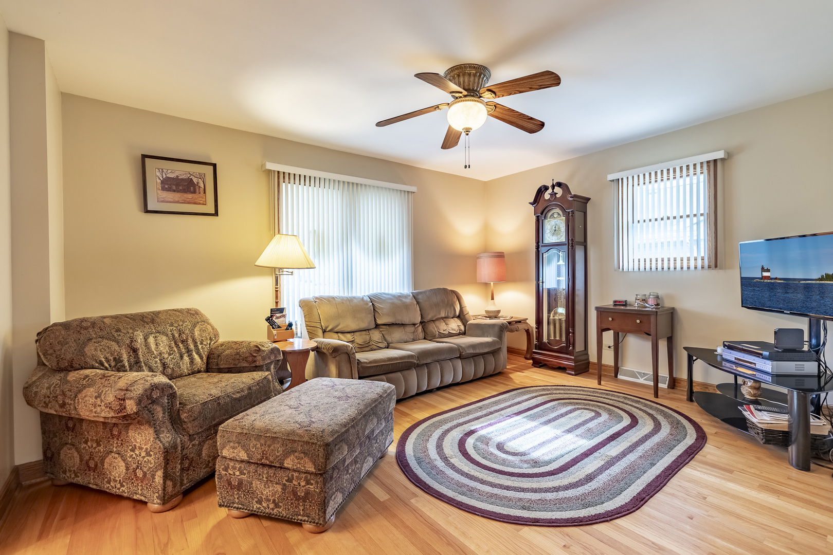 18622 Burnham Avenue, Lansing, IL 60438