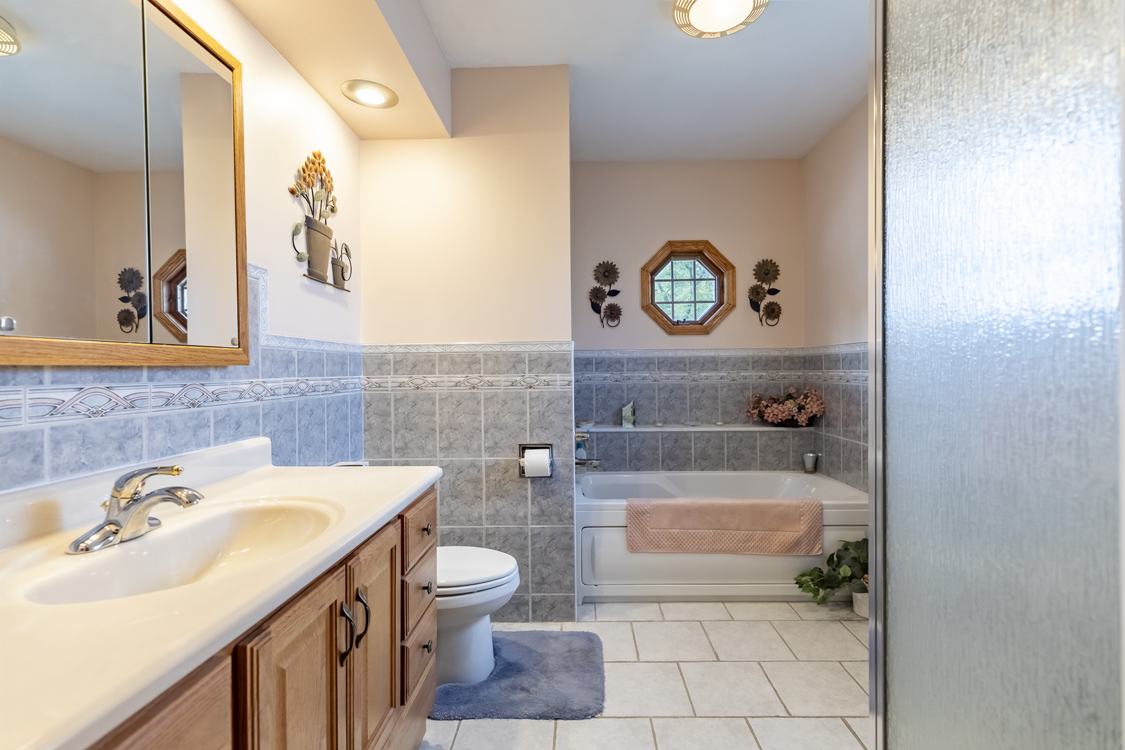 18622 Burnham Avenue, Lansing, IL 60438