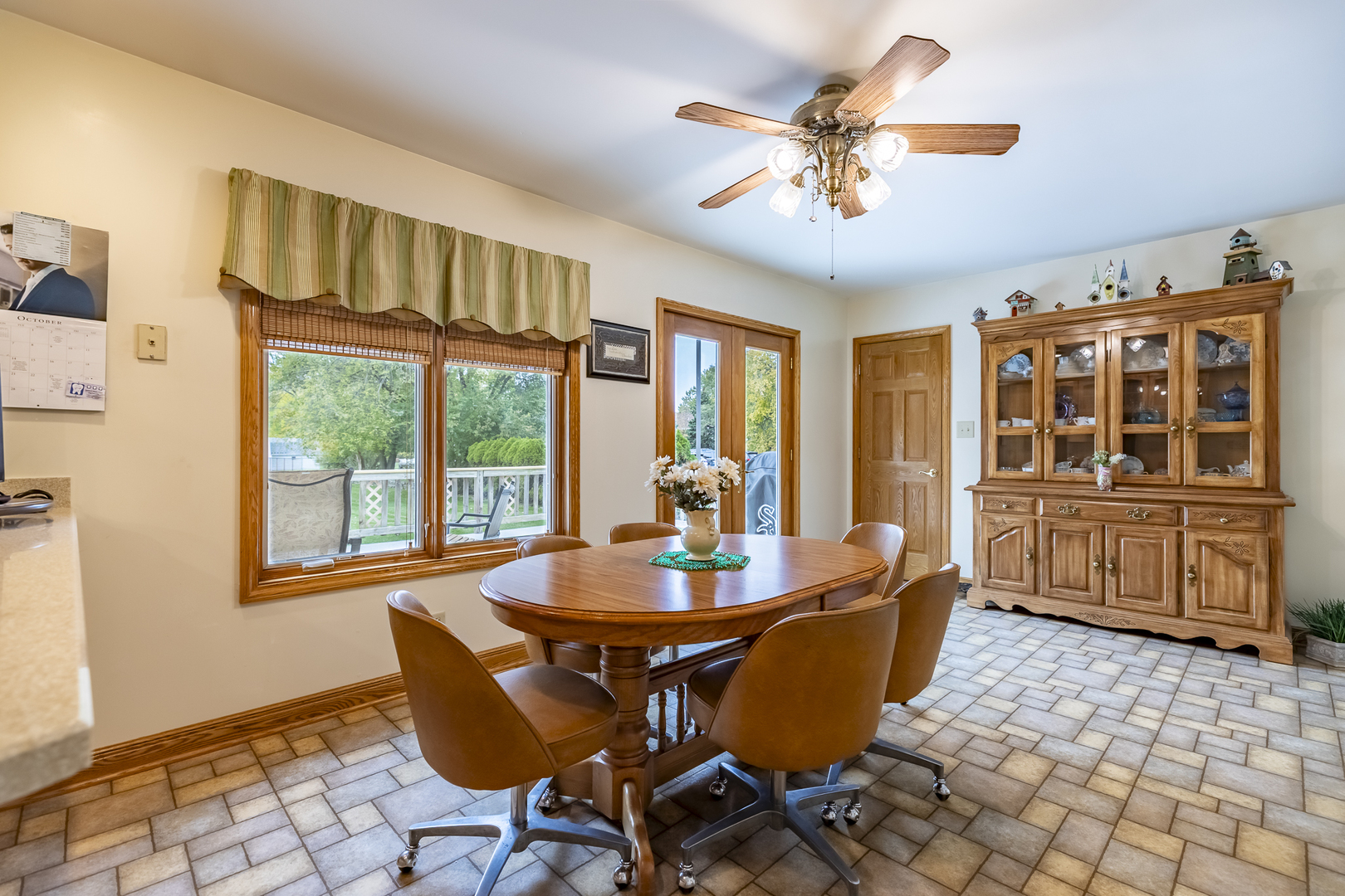 18622 Burnham Avenue, Lansing, IL 60438