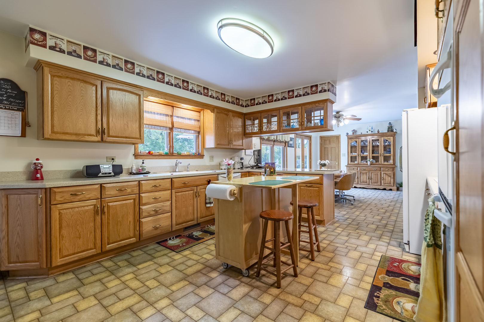 18622 Burnham Avenue, Lansing, IL 60438