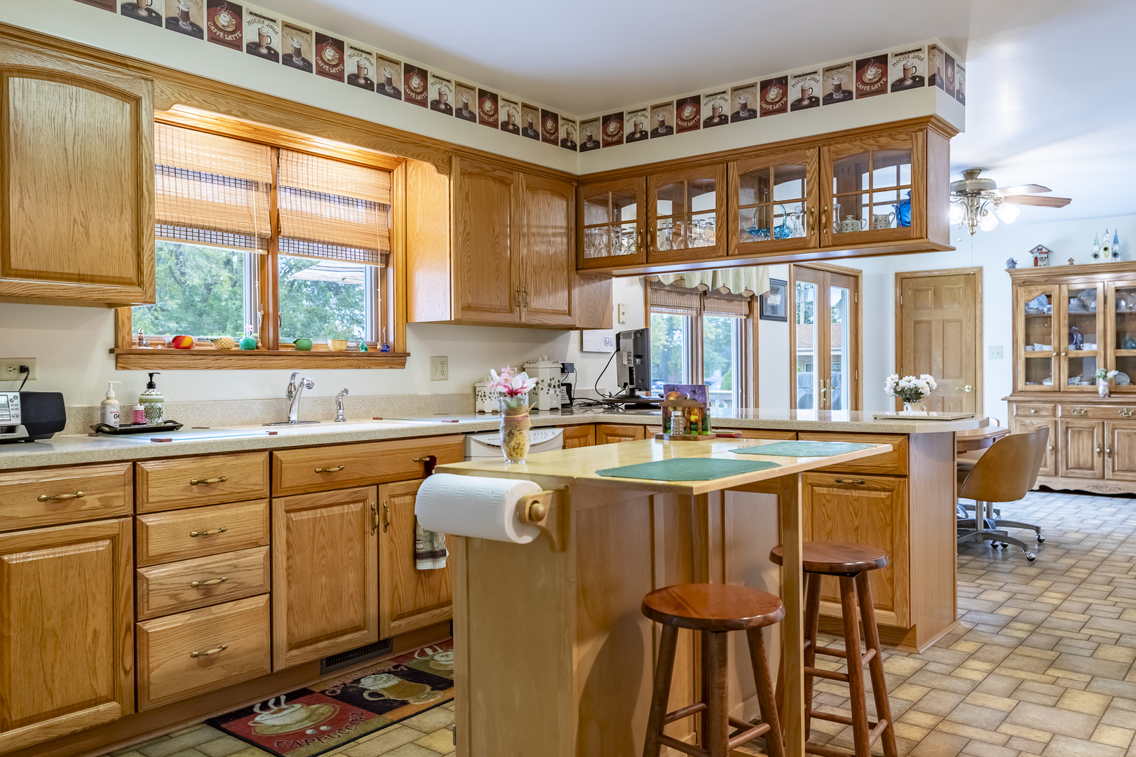 18622 Burnham Avenue, Lansing, IL 60438