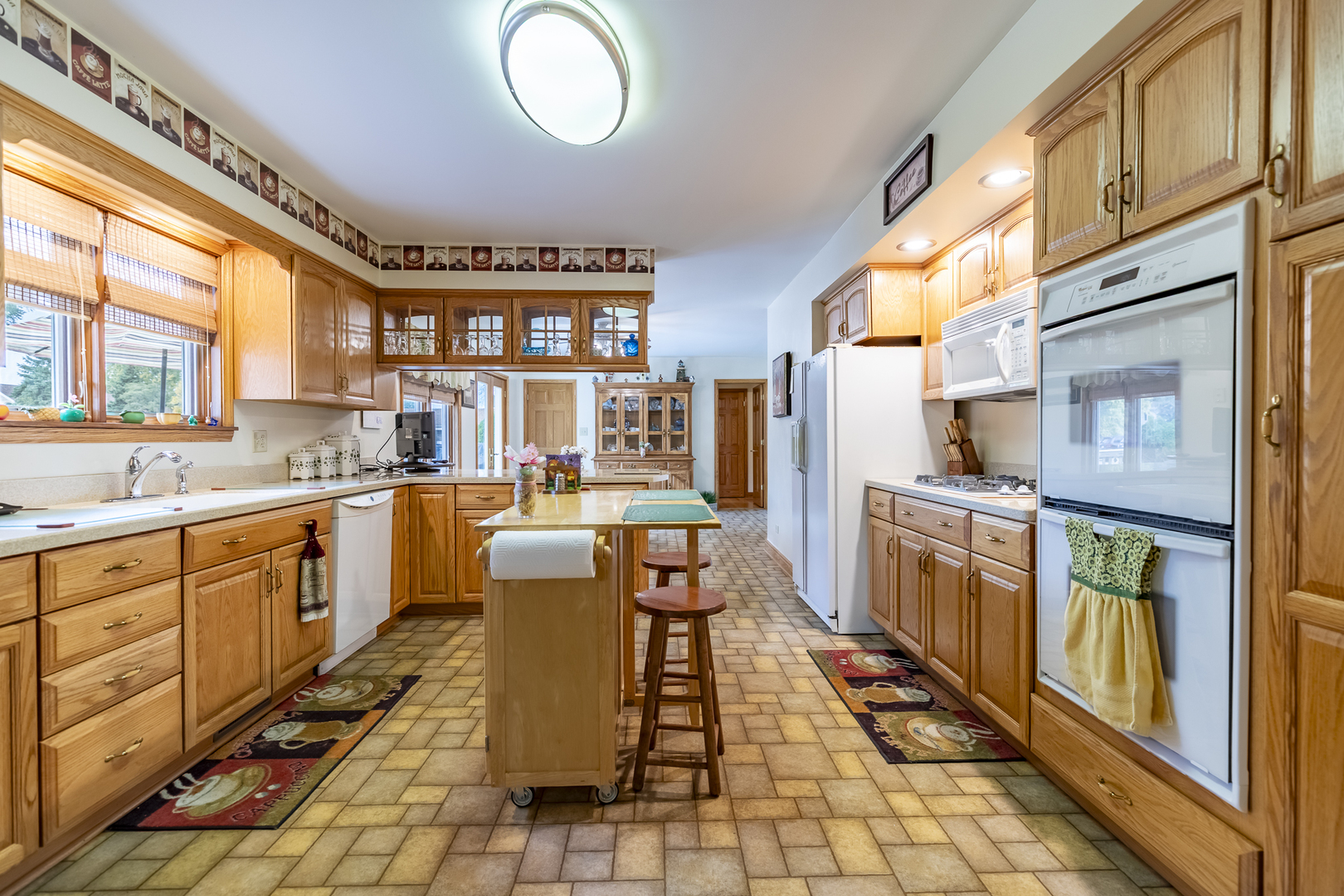 18622 Burnham Avenue, Lansing, IL 60438