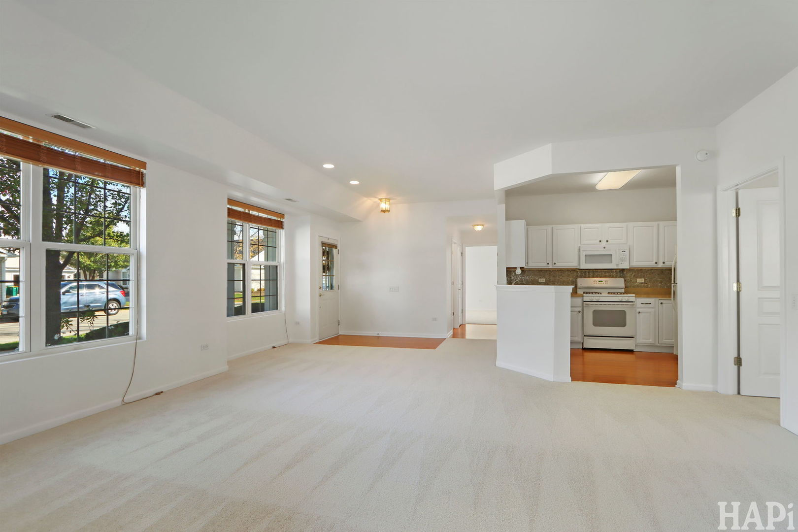 14089 Moraine Hills Drive, Huntley, IL 60142