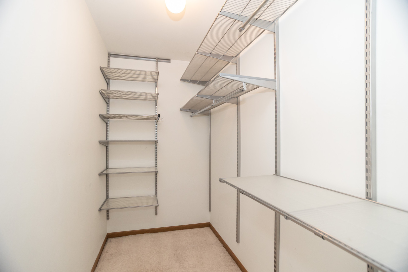 224 Winnsboro Court #A, Schaumburg, IL 60193