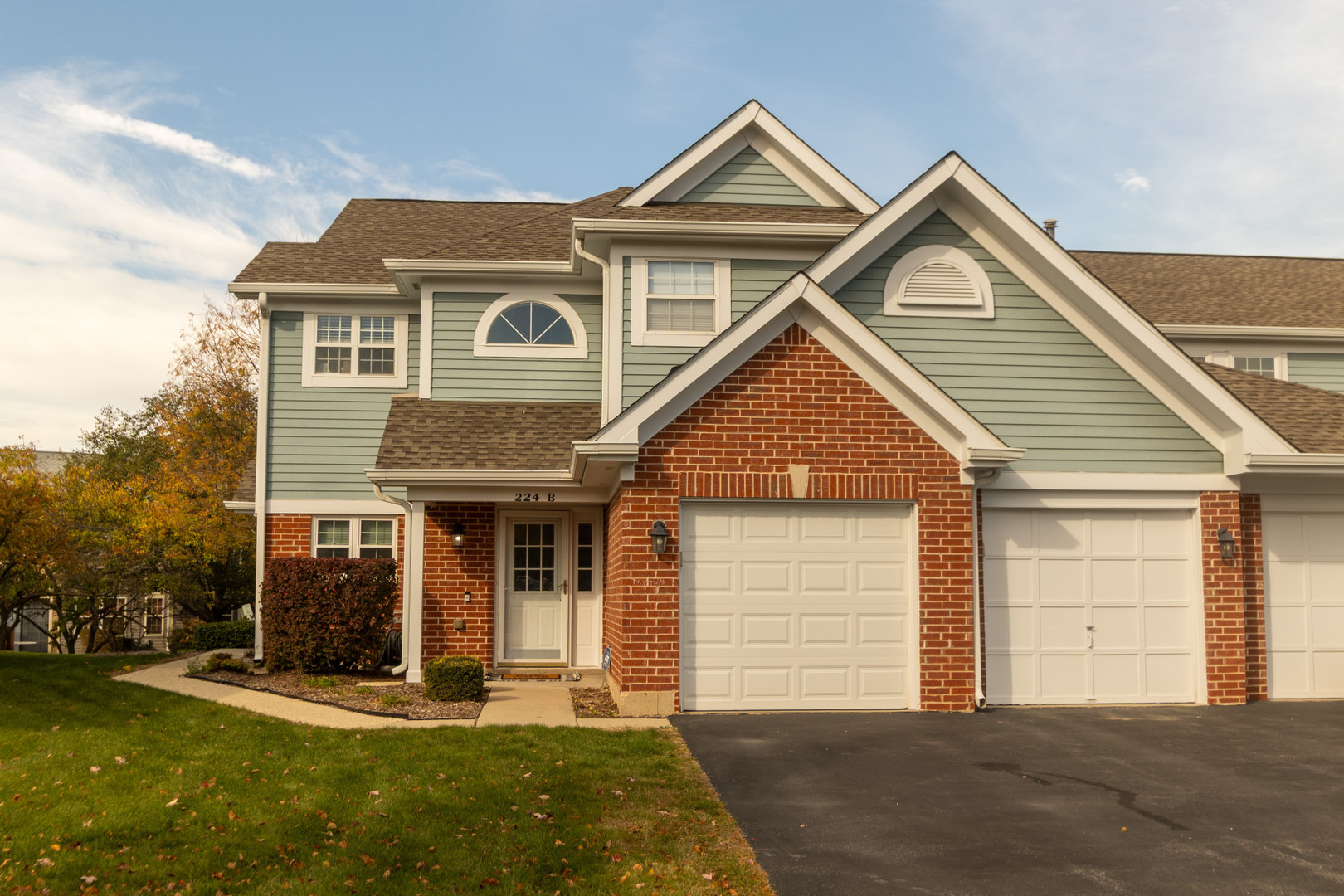 224 Winnsboro Court #A, Schaumburg, IL 60193