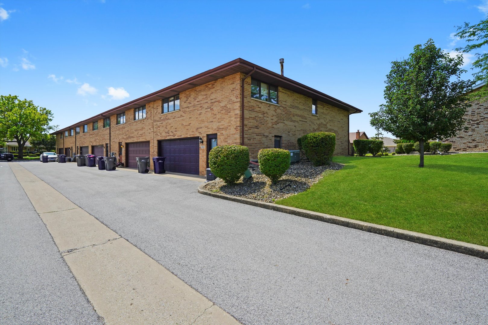 17921 Alaska Court #8, Orland Park, IL 60467