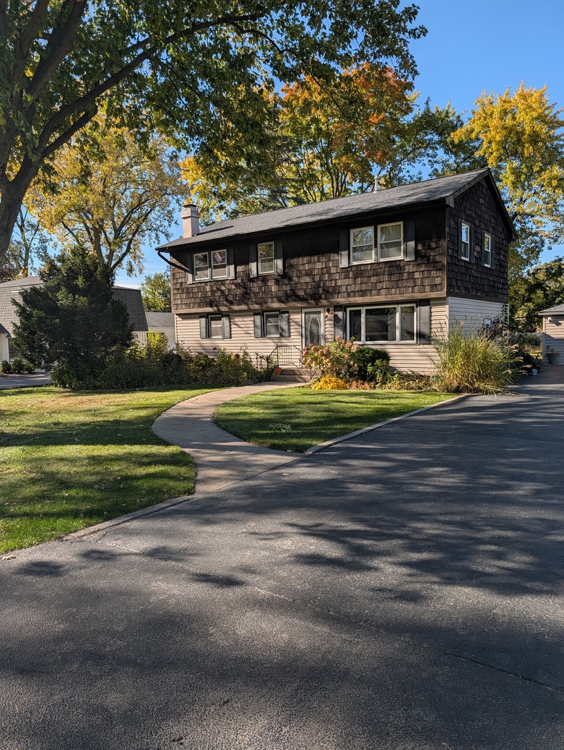 342 Sunrise Avenue, Willowbrook, IL 60527