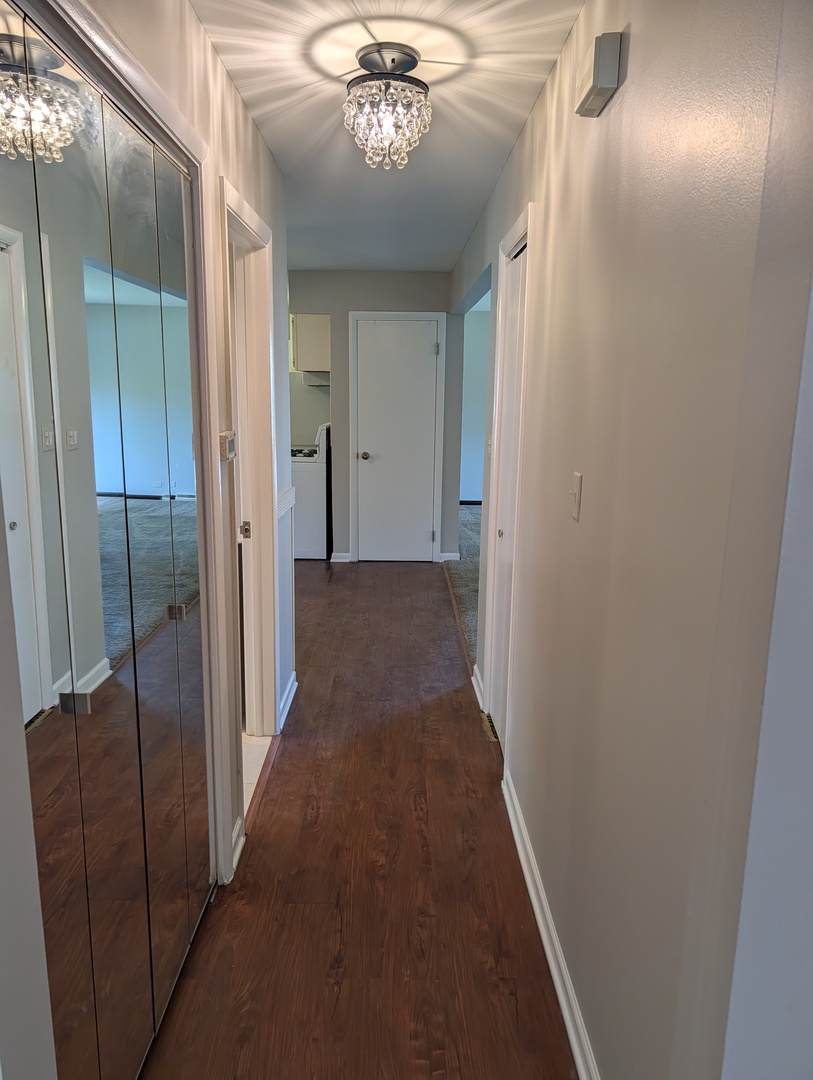 342 Sunrise Avenue, Willowbrook, IL 60527