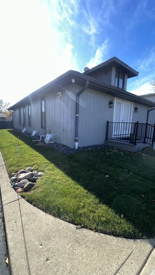 26073 W Grand Avenue, Ingleside, IL 60041