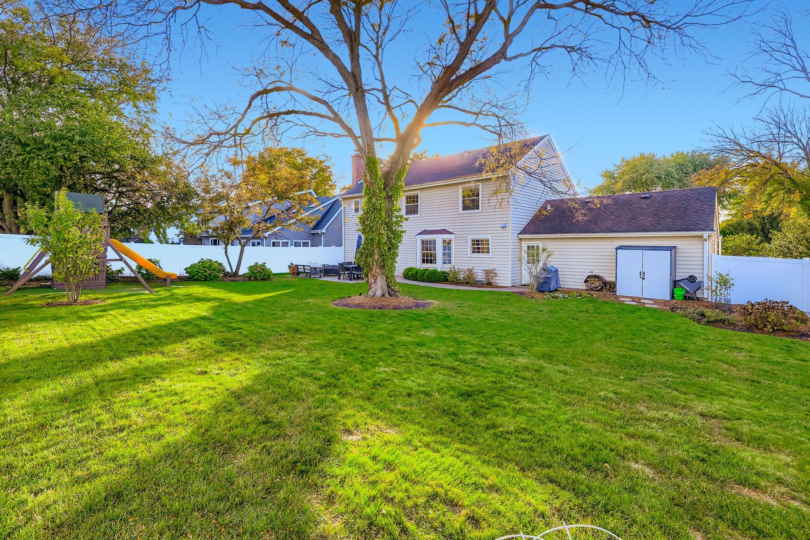 2S481 White Birch Lane, Wheaton, IL 60189