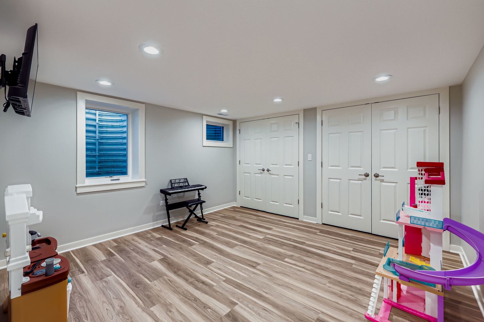 2S481 White Birch Lane, Wheaton, IL 60189