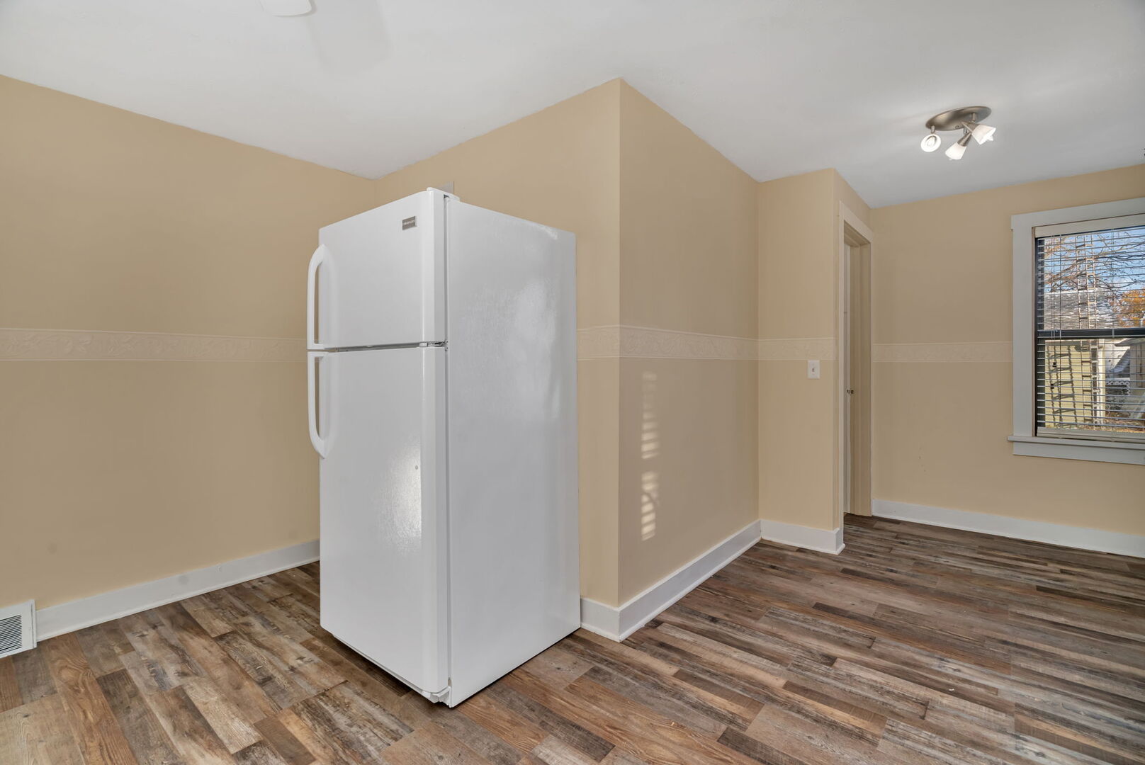 414 E Chapin Street, Morris, IL 60450