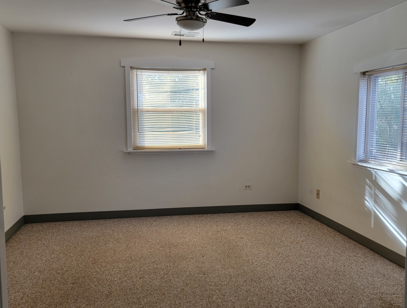 8621 US Highway 12 Highway, Richmond, IL 60071