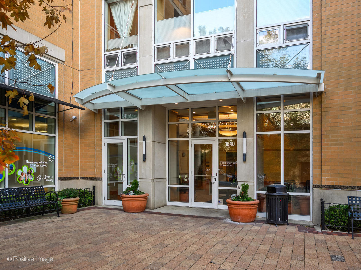 1640 Maple Avenue #804, Evanston, IL 60201