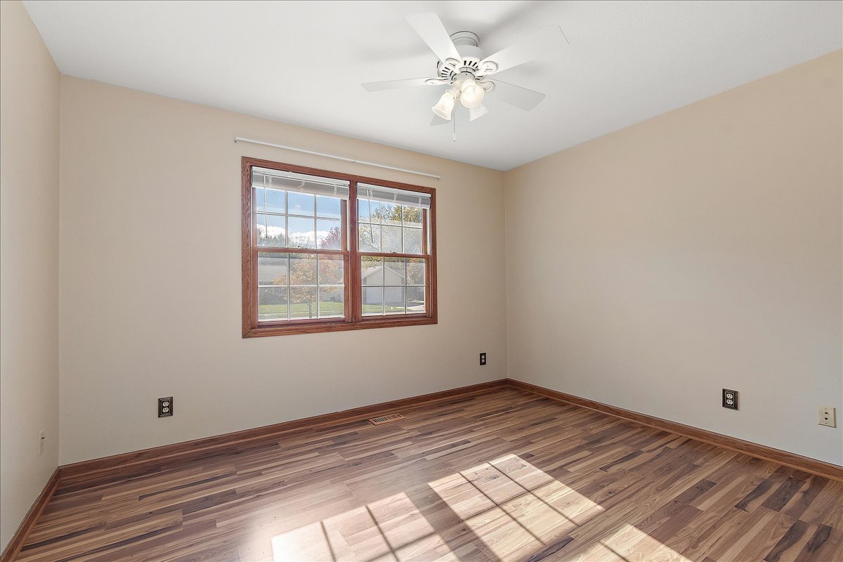 235 E JOHN CASEY Road, Bourbonnais, IL 60914