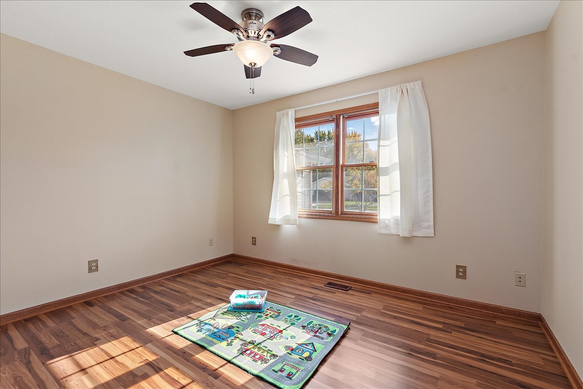 235 E JOHN CASEY Road, Bourbonnais, IL 60914