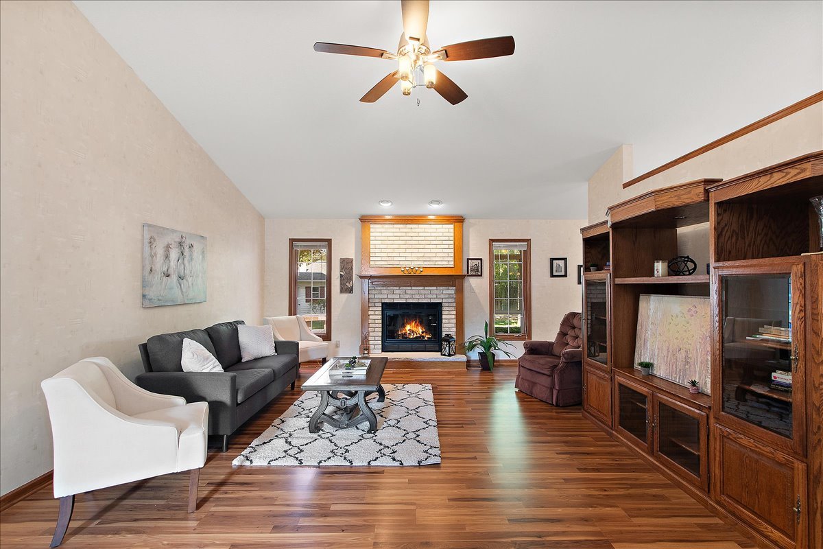 235 E JOHN CASEY Road, Bourbonnais, IL 60914