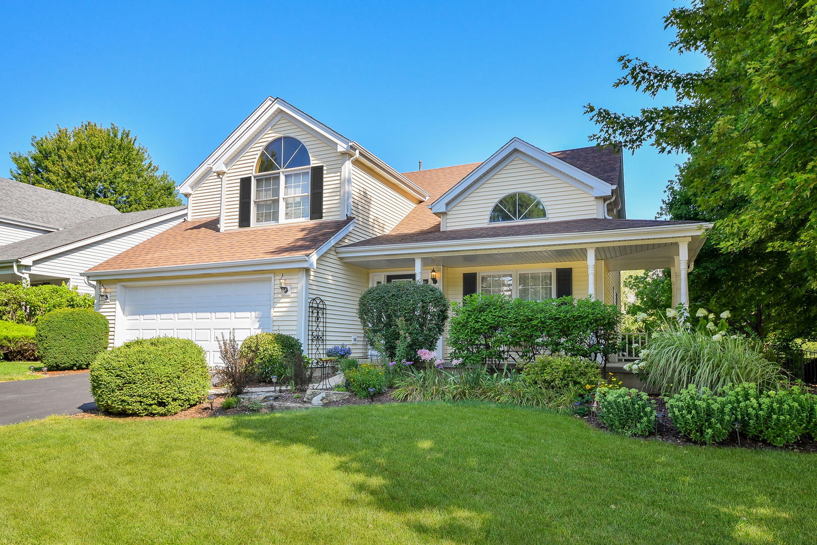 39W644 Harvey Square, Geneva, IL 60134