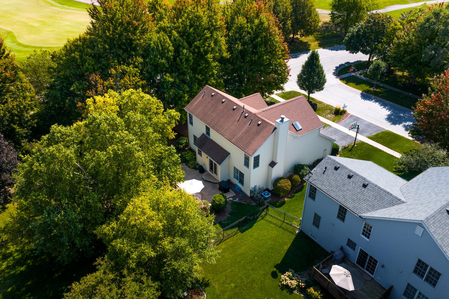 39W644 Harvey Square, Geneva, IL 60134