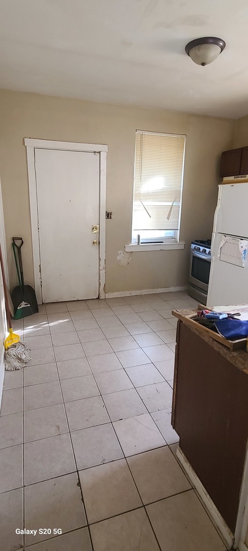 7625 S Sangamon Street, Chicago, IL 60620