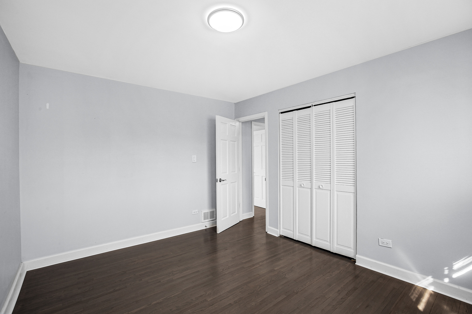 16779 92nd Avenue, Orland Hills, IL 60487